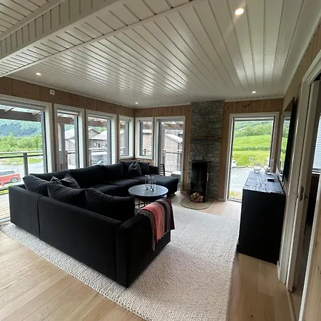 Family-friendly 4-bedroom In Myrkdalen Apartment *